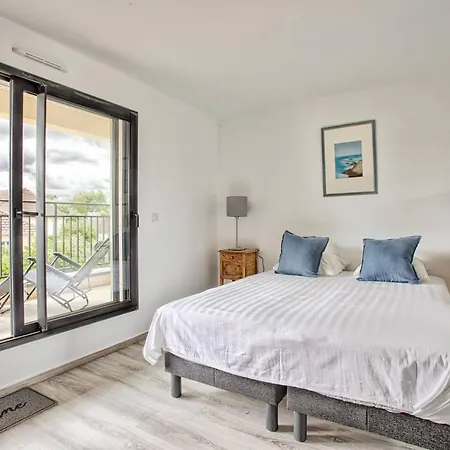 Maison Moderne Et Spacieuse A 50m De La Pour 12 Personnes - Fr-1-788-86 * Merville-Franceville-Plage